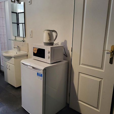 Pension Sunflower Prag Dış mekan fotoğraf
