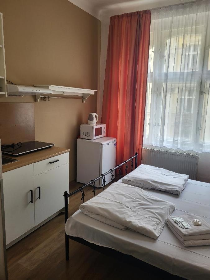 Pension Sunflower Prag Dış mekan fotoğraf